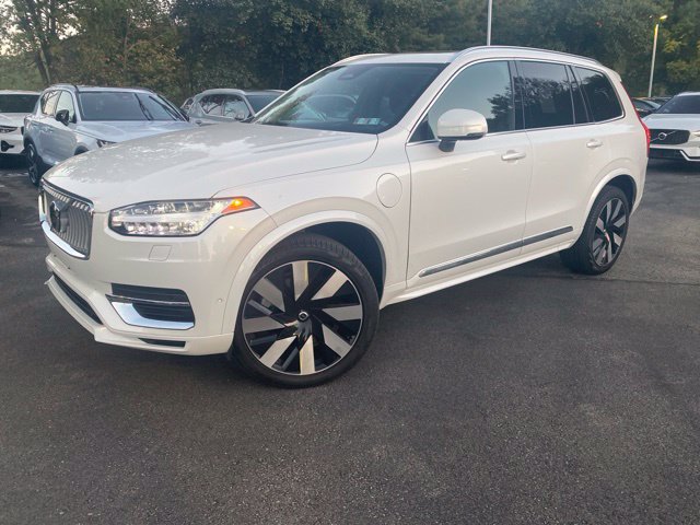 Used 2024 Volvo XC90 T8 Ultimate AWD/4WD image 1