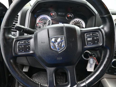 Used 2016 RAM 1500 SLT AWD/4WD image 16