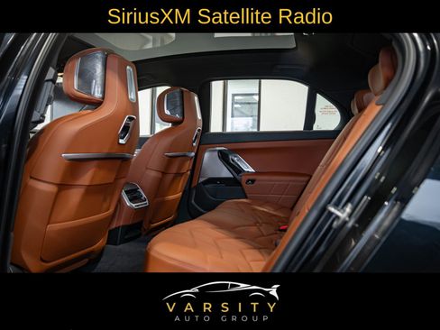 Used 2023 BMW 760i xDrive image 12