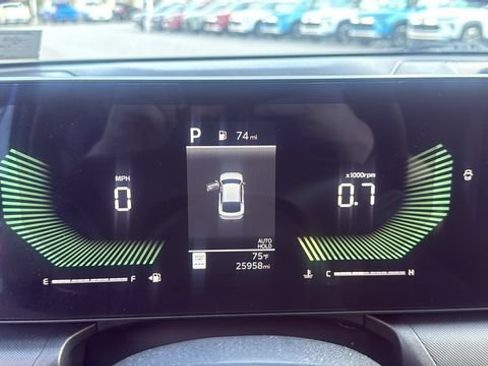 Used 2025 Kia K4 FWD image 16