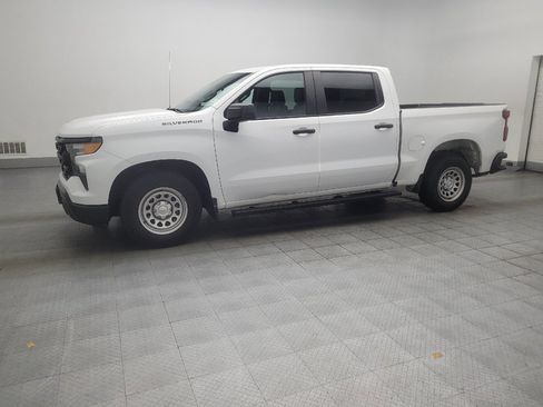 Used 2022 Chevrolet Silverado 1500 W/T w/ WT Value Package AWD/4WD image 2