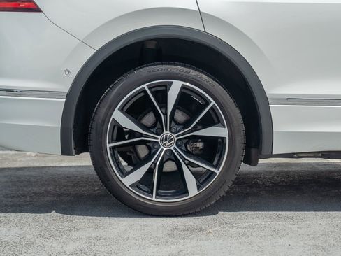 Used 2022 Volkswagen Tiguan SEL R-Line AWD/4WD image 13