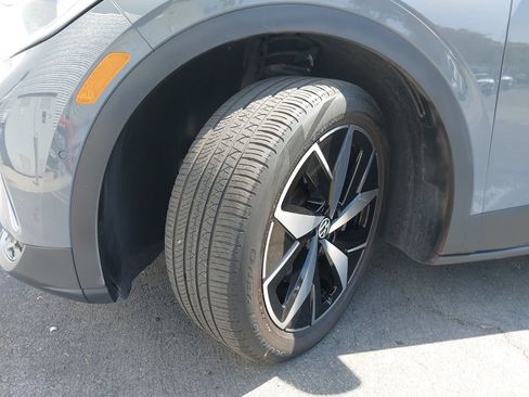 Used 2023 Volkswagen ID.4 Pro S RWD image 36