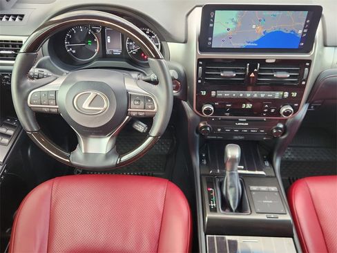Used 2023 Lexus GX 460 Luxury image 27