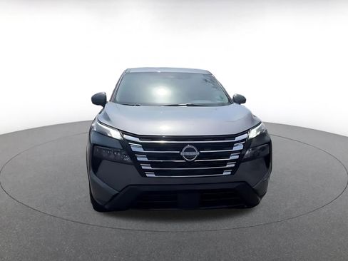 Used 2025 Nissan Rogue SV FWD image 4