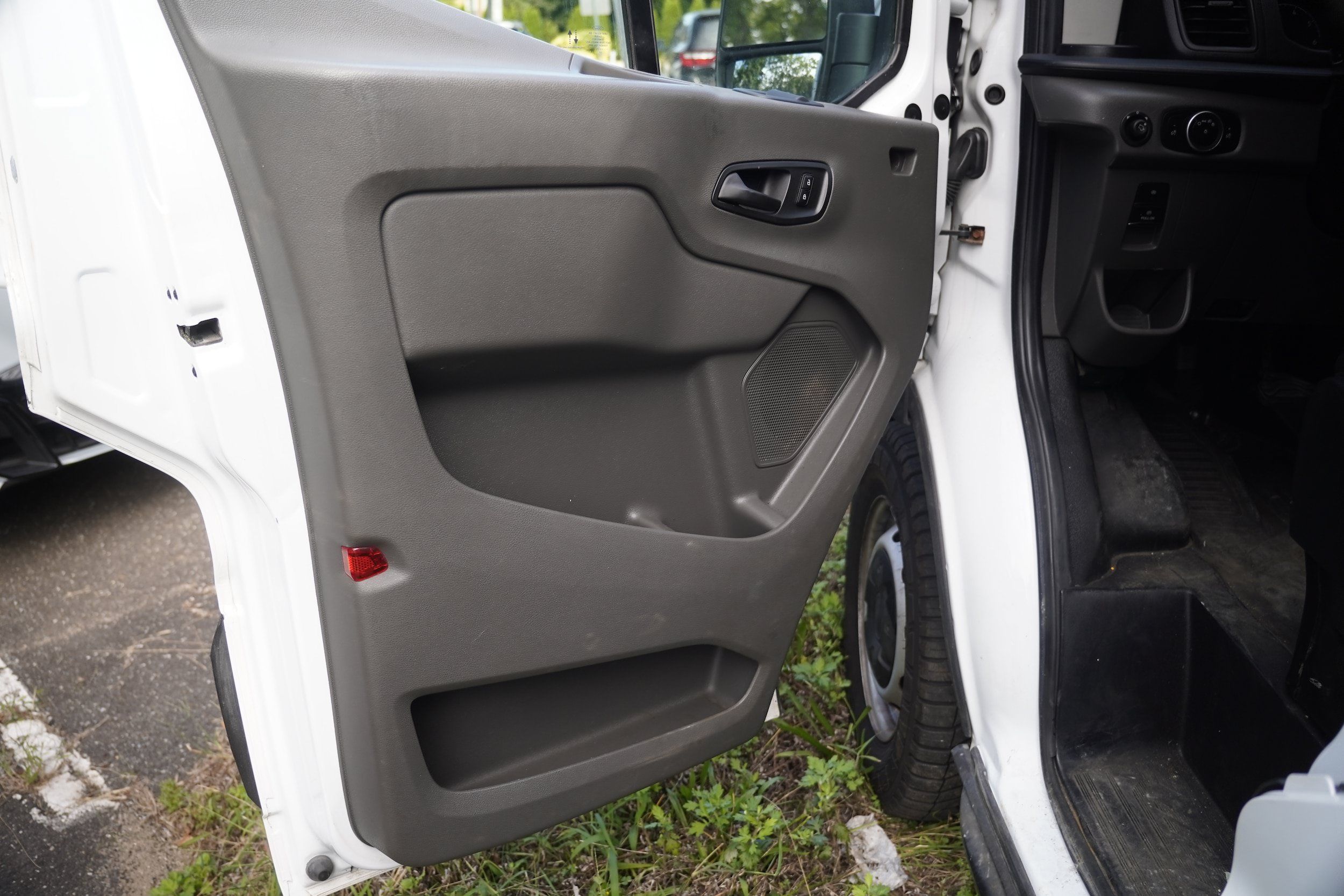 Used 2021 Ford Transit 250 Medium Roof w/ Load Area Protection Package RWD image 15