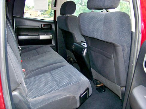 Used 2010 Toyota Tundra 4x4 Double Cab image 15