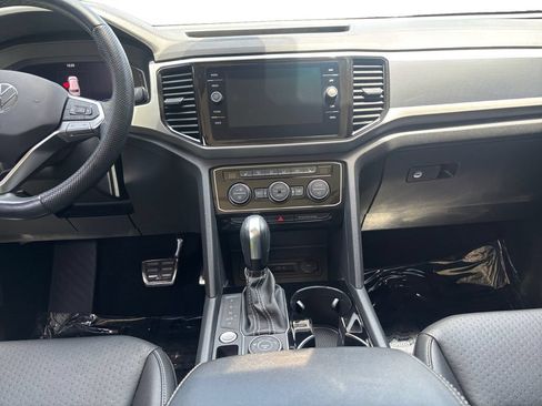 Used 2023 Volkswagen Atlas SEL R-Line AWD/4WD image 12