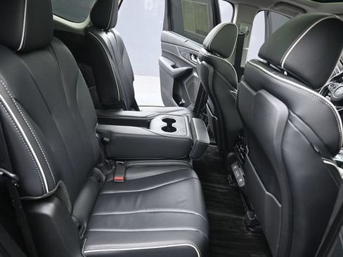 Used 2024 Acura MDX SH-AWD w/ Advance Package image 25