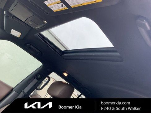 Used 2022 Nissan Armada Platinum image 19