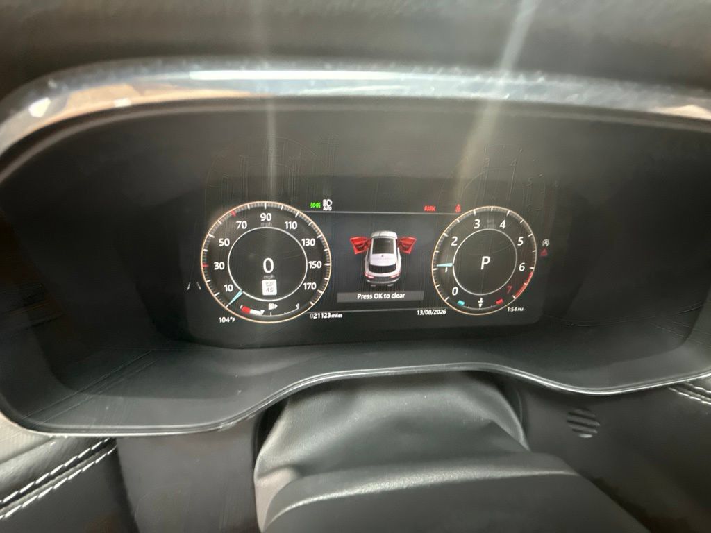 Used 2025 Jaguar F-PACE R-Dynamic S AWD/4WD image 26