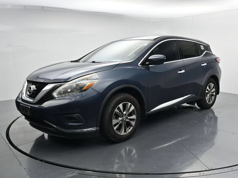 Used 2018 Nissan Murano S w/ Cargo Package FWD image 4