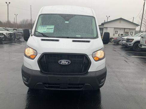 New 2026 Ford Transit 250 148 Medium Roof RWD image 2