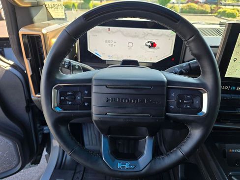 Used 2024 GMC Hummer EV 3X AWD/4WD image 16