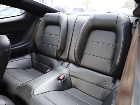 Used 2018 Ford Mustang GT Premium RWD image 11