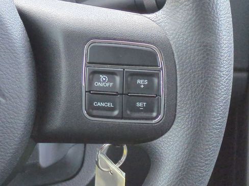 Used 2012 Jeep Liberty Sport AWD/4WD image 24