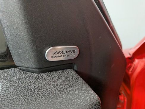 Used 2018 Dodge Charger GT image 9