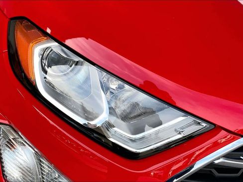 Used 2020 Ford EcoSport Titanium image 27