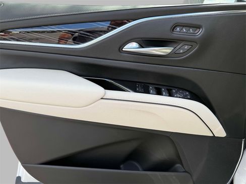 Certified 2023 Cadillac Escalade Sport w/ Touring Package image 22