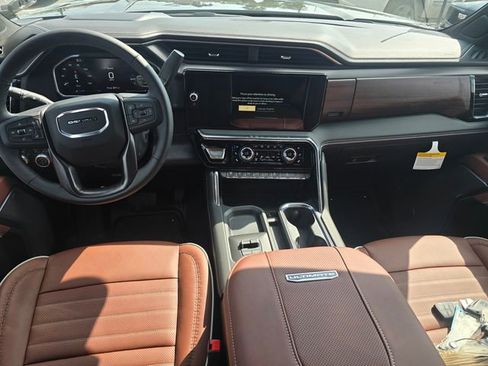 New 2026 GMC Sierra 2500 Denali Ultimate image 13