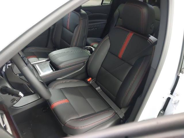 New 2026 Chevrolet Traverse RS w/ LPO, Floor Liner Package FWD image 23