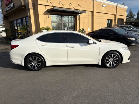 Used 2015 Acura TLX image 3