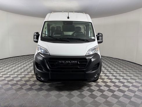 Used 2025 RAM ProMaster 2500 w/ Convenience Group FWD image 10