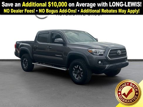 Used 2017 Toyota Tacoma TRD Off-Road image 10
