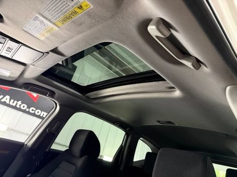Used 2018 Honda CR-V EX image 14