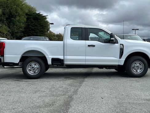 New 2026 Ford F250 XL w/ XL Chrome Package image 6