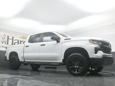 Used 2023 Chevrolet Silverado 1500 LT Trail Boss w/ Protection Package AWD/4WD image 2