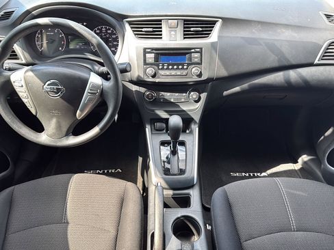 Used 2016 Nissan Sentra S FWD image 21