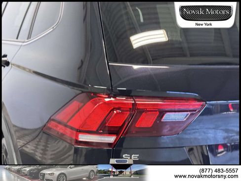 Used 2023 Volkswagen Tiguan SE R-Line AWD/4WD image 9