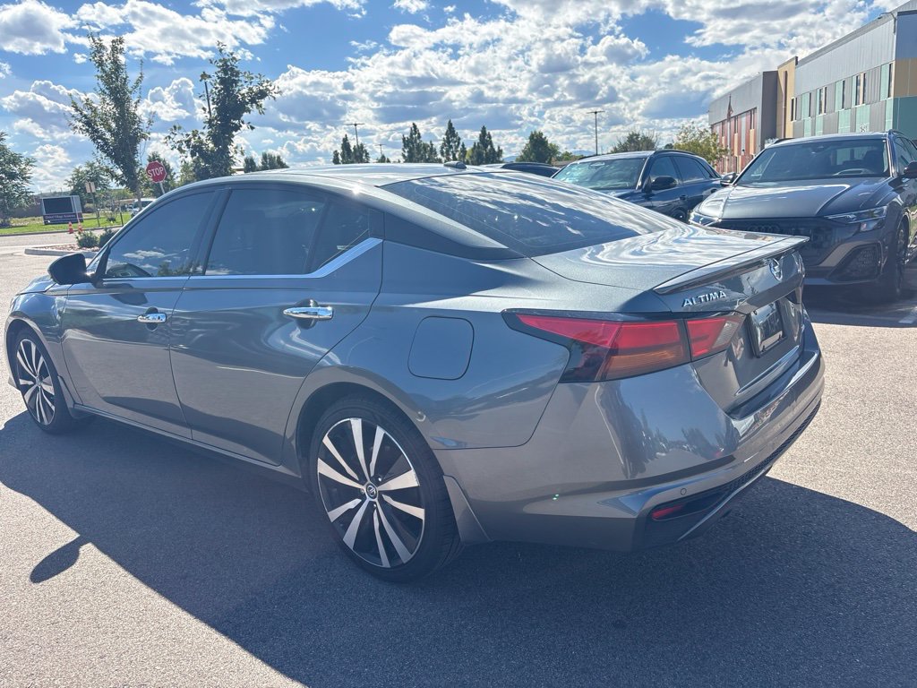 Used 2019 Nissan Altima 2.5 Platinum AWD/4WD image 3