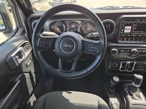 Used 2021 Jeep Wrangler Unlimited Sport w/ Sun And Sound Package AWD/4WD image 13