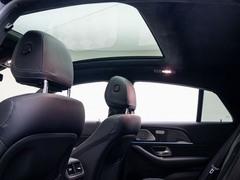 Used 2024 Mercedes-Benz GLE 63 AMG S image 18