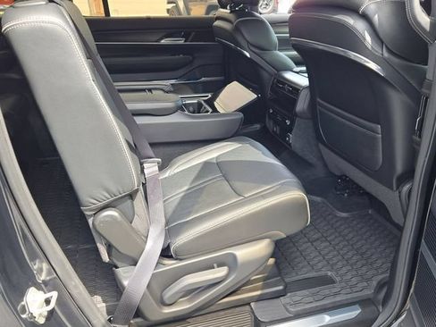 Certified 2024 Jeep Grand Wagoneer Series II w/ Quick Order Packagew 28T AWD/4WD image 17