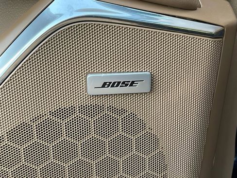 Used 2017 Cadillac Escalade ESV Platinum image 64