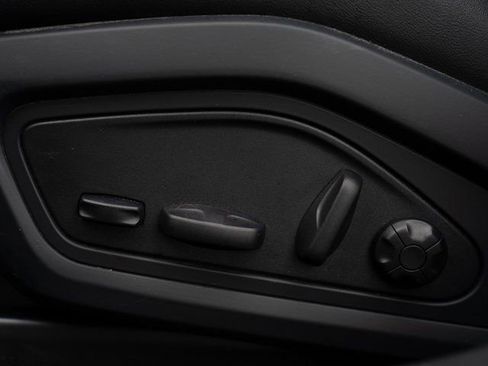 Certified 2023 Porsche Taycan image 21