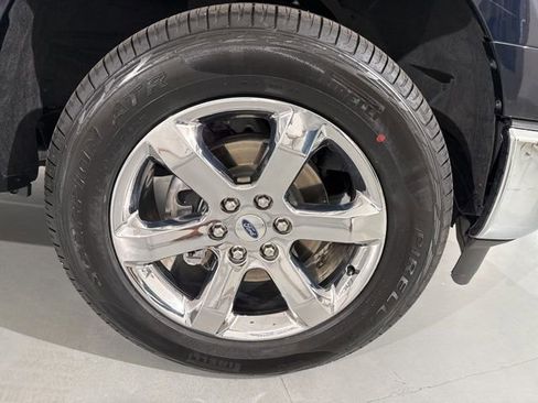 Used 2022 Ford F150 Lariat image 12