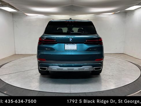Used 2024 BMW X5 sDrive40i w/ Premium Package image 4