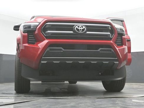 Used 2025 Toyota Tacoma SR image 39