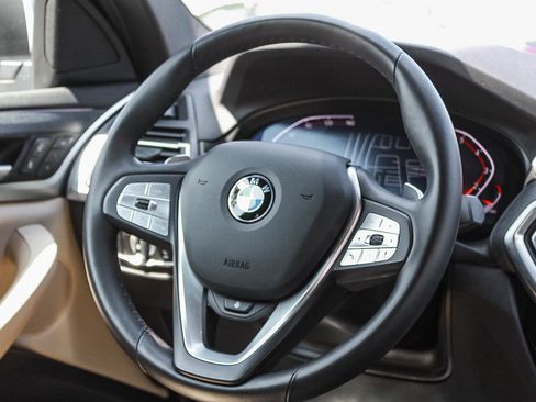 Used 2024 BMW X4 xDrive30i w/ Premium Package AWD/4WD image 15