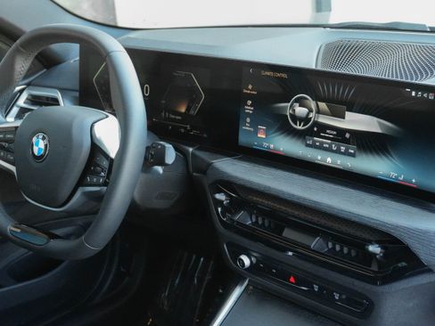 Certified 2025 BMW 430i Coupe w/ Convenience Package image 11