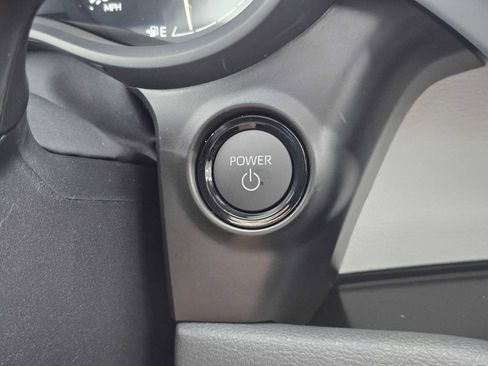 New 2026 Toyota Sienna XLE AWD/4WD image 34