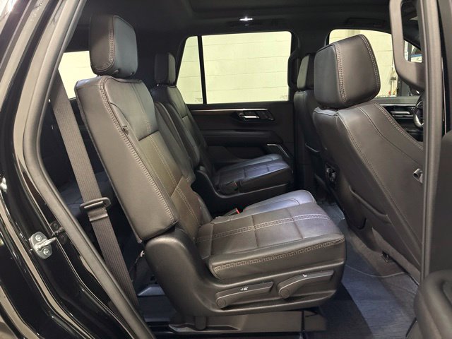 Used 2026 Chevrolet Tahoe High Country AWD/4WD image 48