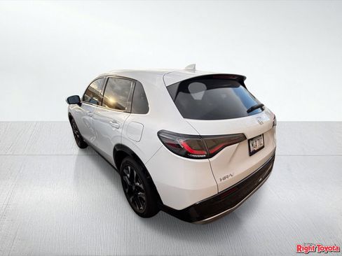 Used 2026 Honda HR-V EX-L image 3