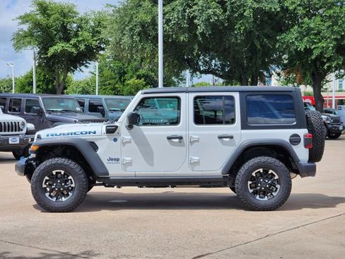 Used 2025 Jeep Wrangler Unlimited Rubicon 4xe w/ Safety Group AWD/4WD image 4