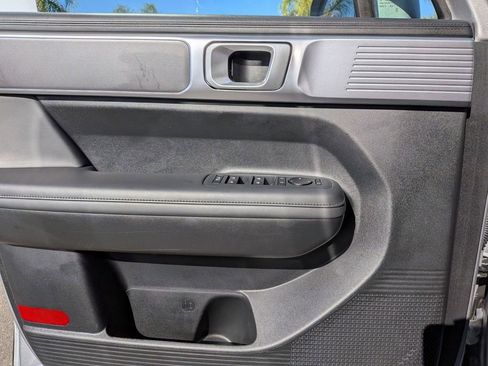 Certified 2025 Hyundai Santa Fe SEL image 13