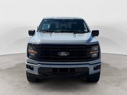 New 2026 Ford F150 XLT w/ Equipment Group 302A MID AWD/4WD image 8
